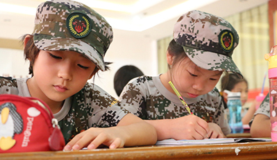 上海西点军事夏令营如何保护女生的安全